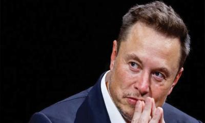 ১০ বছরের মধ্যে চাঁদে স্বয়ংসম্পূর্ণ শহর গড়ার লক্ষ্য ইলন মাস্কের