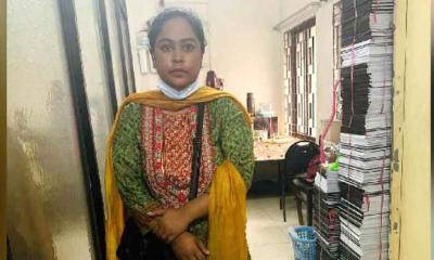 সার্টিফিকেট তুলতে ইডেন কলেজে গেলেন ছাত্রলীগ নেত্রী, অতঃপর…