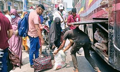 ঈদ শেষে কর্মস্থলে ফিরছে লোকজন