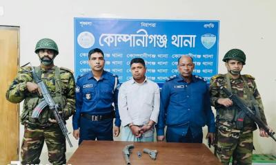 দুটি পিস্তলসহ বিএনপি নেতা গ্রেপ্তার