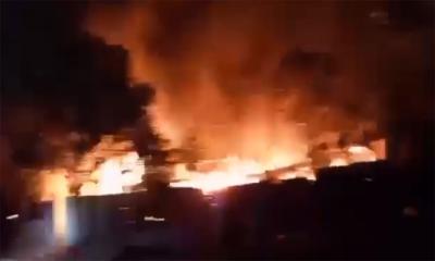 মোটরসাইকেল কিনে না দেওয়ায় বাড়িতে আগুন দিল ছেলে