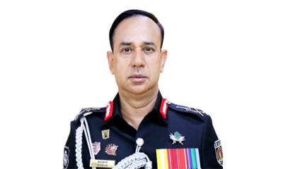 র‍্যাবের সাবেক ডিজি হারুনের বিরুদ্ধে গ্রেপ্তারি পরোয়ানা