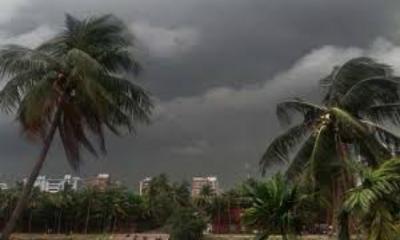 হঠাৎ কালবৈশাখী ঝড় এলে কী করবেন
