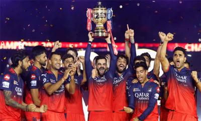 এবারের আইপিএলে কোন দল কত পেল, কার কার হাতে উঠল পুরস্কার