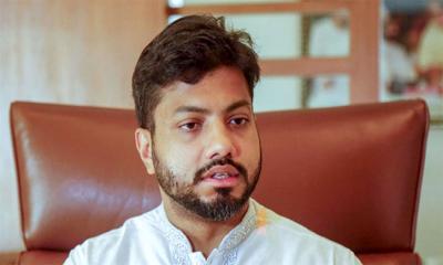 ইশরাক হোসেনের শপথ ইস্যুতে আদেশ পেছাল