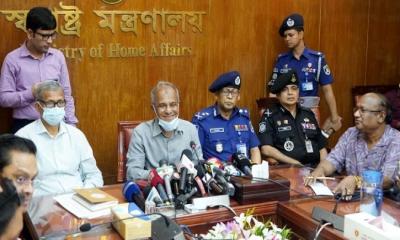 আসিফের ‘অস্ত্র’ নিয়ে যা বললেন স্বরাষ্ট্র উপদেষ্টা