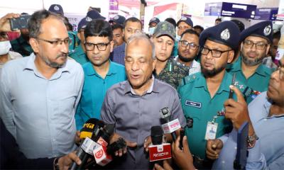 ঈদে নিরাপত্তাসহ সার্বিক প্রস্তুতি নিয়ে যা বললেন স্বরাষ্ট্র উপদেষ্টা
