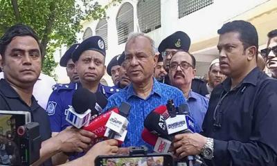 পুলিশ ক্যাম্পে হামলার ঘটনায় দ্রুত ব্যবস্থা নেওয়া হবে : স্বরাষ্ট্র উপদেষ্টা