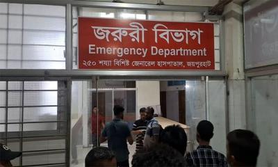 জয়পুরহাটে ত্রিমুখী সংঘর্ষে নিহত ১, আহত ৫