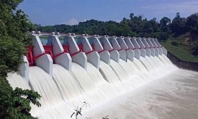 খুলে দেওয়া হলো কাপ্তাই বাঁধের ১৬টি জলকপাট