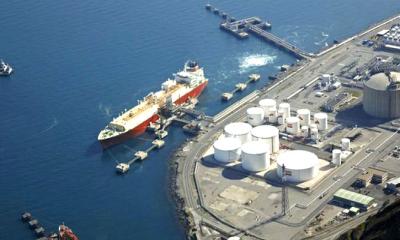 এলএনজি উৎপাদন বন্ধ করে দিয়েছে কাতার