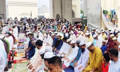 বায়তুল মোকাররমে ঈদের ৫ জামাত অনুষ্ঠিত