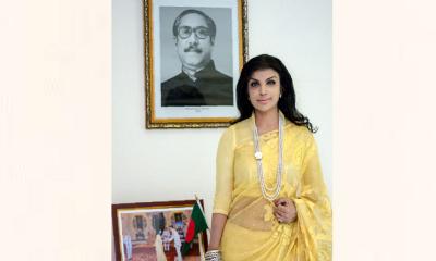 ২ হাজার কোটি টাকা পাচার, দুদকের জালে মুনা