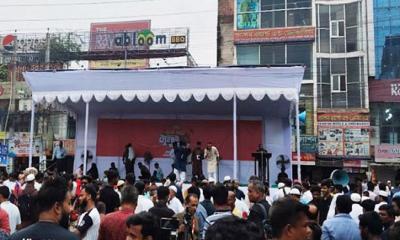 ফরিদপুরে কড়া নিরাপত্তায় চলছে এনসিপির পথসভা