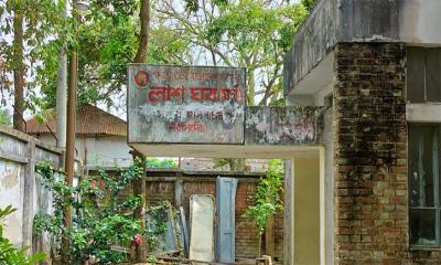 স্ত্রী হত্যায় অভিযুক্ত পলাতক স্বামীর ঝুলন্ত মরদেহ উদ্ধার