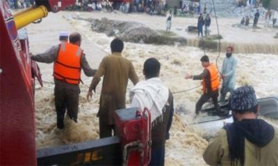 চার দিনের টানা বৃষ্টিতে ৫৯ জনের মৃত্যু