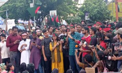 নতুন কর্মসূচি না দিয়েই শাহবাগ ছাড়লেন আন্দোলনকারীরা