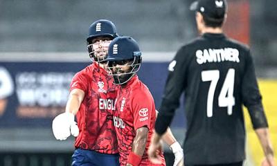 ঝুলে গেল নিউজিল্যান্ডের ভাগ্য