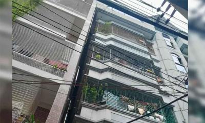 রাজধানীতে হেলে পড়ল ছয়তলা ভবন