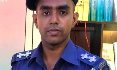 আসামি ধরতে গিয়ে গাছের সঙ্গে ধাক্কা, এসআই নিহত 
