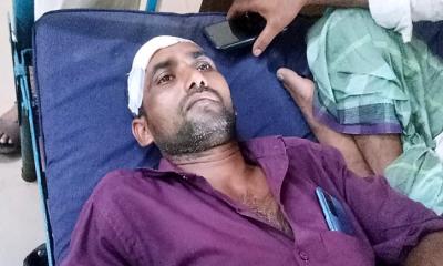 পূর্ব শত্রুতার জেরে অতর্কিত হামলা, আহত ৪