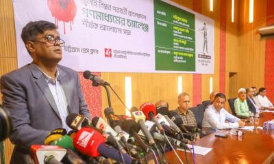 মানুষ মন খুলে লিখছেন, সমালোচনা করছেন, গালিও দিচ্ছেন : শফিকুল আলম