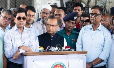 ‘উন্নয়নের যাত্রাকে পিছিয়ে রাখতে ধ্বংসযজ্ঞ চালিয়েছে স্বাধীনতাবিরোধী চক্র’