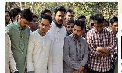 জুলাই শহীদদের কবর জিয়ারতের মধ্য দিয়ে  এনসিপির রাজনৈতিক যাত্রা শুরু