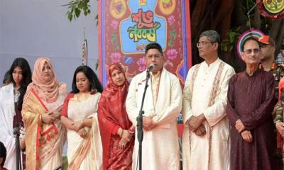 ঢাকেশ্বরী মন্দিরে গিয়ে যে বার্তা দিলেন সেনাপ্রধান