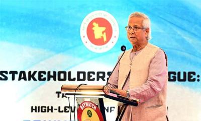 আমরা ইতিহাসের এক গুরুত্বপূর্ণ মুহূর্তে আছি : প্রধান উপদেষ্টা