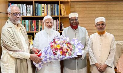 জামায়াতে যোগ দিলেন বিএনপির সাবেক এমপি আক্তারুজ্জামান