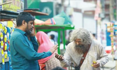 কেন ফার্মগেটে ভিক্ষা করলেন ‘অ্যালেন স্বপন’