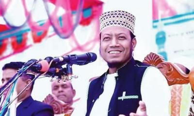 বিতর্কিত মন্তব্য: নতুন সিদ্ধান্ত নিলেন আমির হামজা