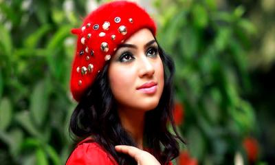 মাত্র ১০০ টাকা নিলেন অপু বিশ্বাস