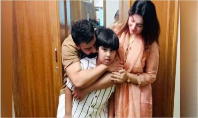 সিঙ্গাপুরে যাচ্ছেন অপু-শাকিব, বুবলীর সঙ্গে কাদা ছোড়াছুড়িতে নতুন সিদ্ধান্ত