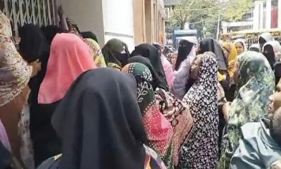 ছাত্রলীগ নেতাকে ছাড়াতে থানা ঘেরাও