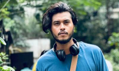 গতবছর একদল উত্যক্ত করেছে, এবছর জুতা দিয়ে বরণ করলেন আরেকদল: আরশ খান