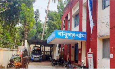 ডিবি পুলিশকে কোপালো মাদক কারবারিরা