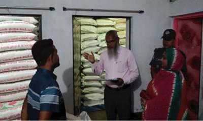 শ্বশুরবাড়িতে জামাইয়ের চাল মজুত, অবশেষে ধরা