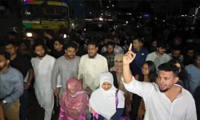 এনসিপির কেন্দ্রীয় কার্যালয়ের সামনে ককটেল বিস্ফোরণ, আহত ৬