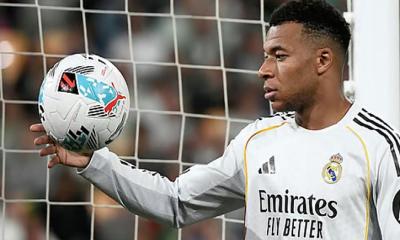 ট্রফি জয়ের সুবাস পাচ্ছে বার্সা