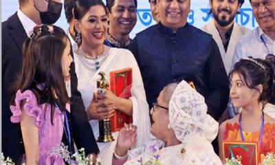 ‘প্রিয় আওয়ামী লীগের সদস্যরা আপনারা এত ভয় পাচ্ছেন কেন’