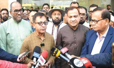 বাজার স্থিতিশীল রাখতে পর্যাপ্ত পণ্য মজুদ আছে : বাণিজ্যমন্ত্রী