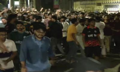 মধ্যরাতে বুয়েট শিক্ষার্থীদের বিক্ষোভ, ১২ ঘণ্টার আলটিমেটাম