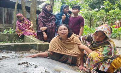 নির্মমভাবে বাবার চলে যাওয়া, কবরের পাশে দাঁড়িয়ে নির্বাক ২ সন্তান