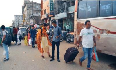ঢাকা ফিরতে শুরু করেছে মানুষ