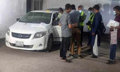 রাজধানীতে পার্কিংয়ে রাখা গাড়িতে মিলল দুই মরদেহ