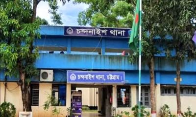 চন্দনাইশে সাড়ে ১০ লাখ টাকাসহ মাইক্রোবাস আটক