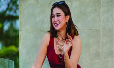 গণতন্ত্র টিকে থাকাটাই সবচেয়ে বড় কথা : চমক