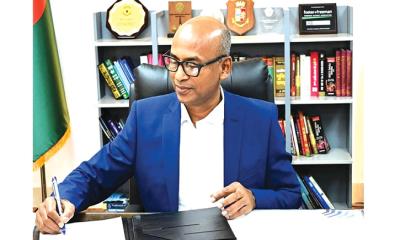সিআইডি প্রধানের দায়িত্ব নিলেন ব্যারিস্টার মোশাররফ